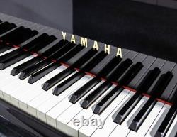 Piano à queue Yamaha Silent C3. Environ 10 ans. Garantie de 5 ans.