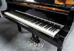 Yamaha Grand Piano C2 20 Ans. Garantie De 5 Ans. 0 % Financement Disponible