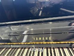 Yamaha U30 BL Japonais Droit 1989 Hamamatsu Reconditionné - Garantie de 5 ans